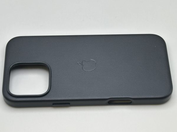 Apple iPhone 16 Pro MAX Leather Case with MagSafe - Image 6